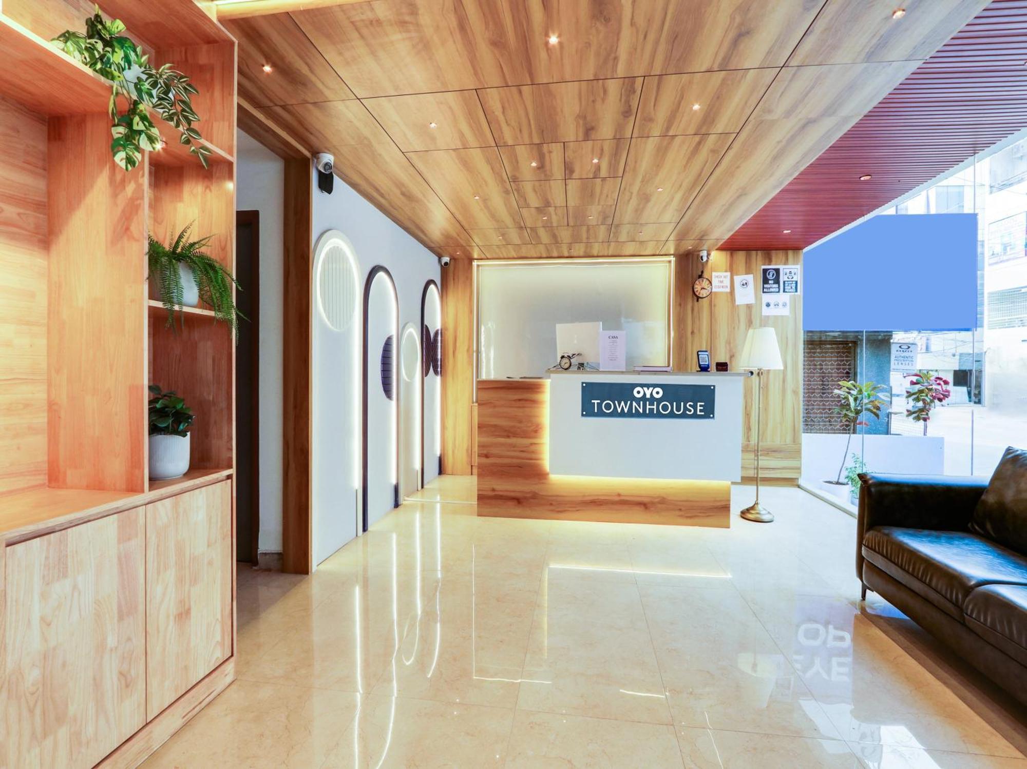 Townhouse Casa Grand Hotel Hyderabad Exterior photo