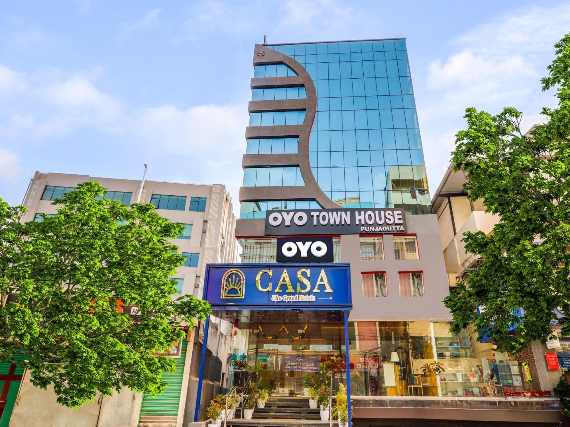 Townhouse Casa Grand Hotel Hyderabad Exterior photo