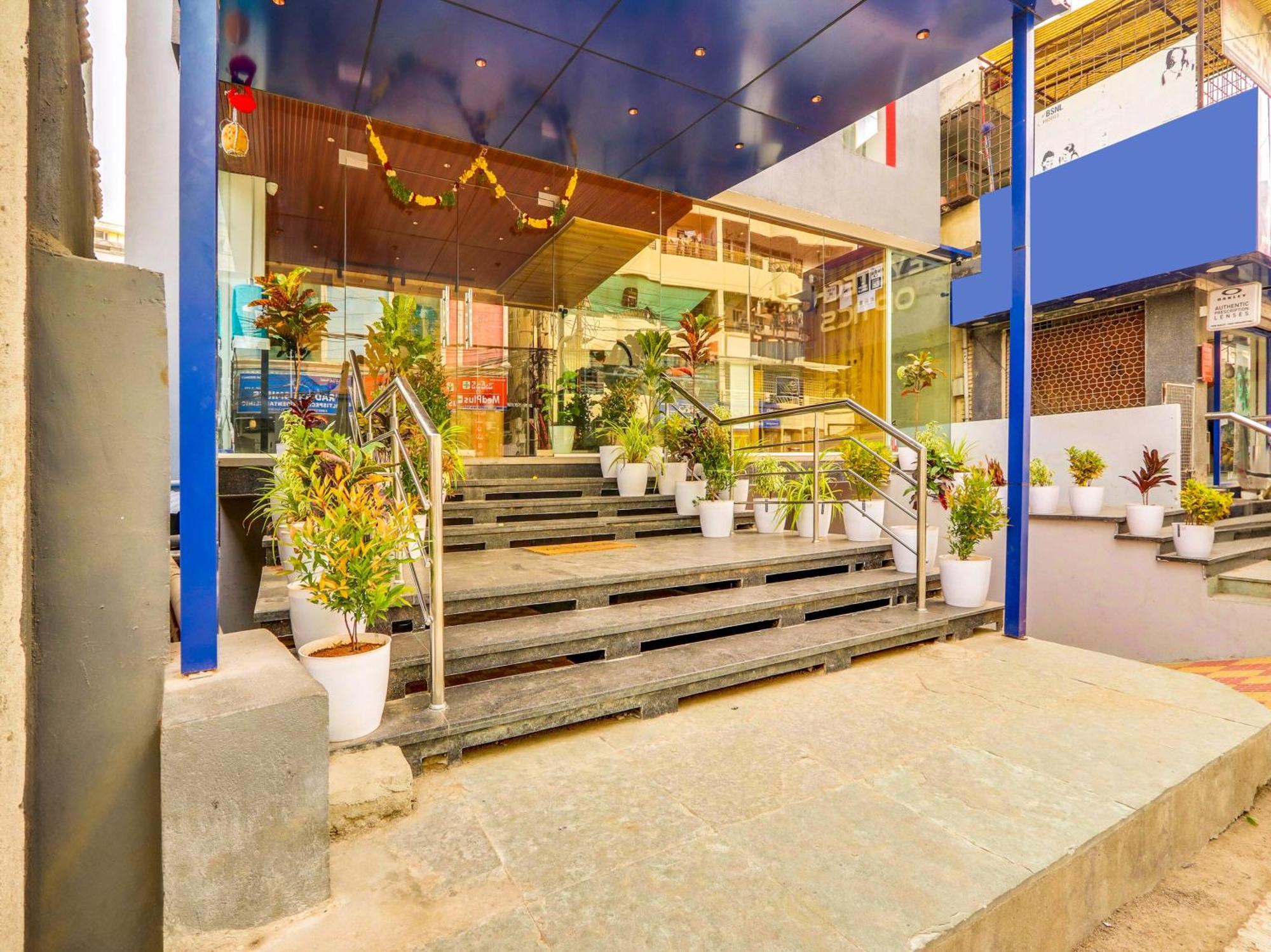 Townhouse Casa Grand Hotel Hyderabad Exterior photo